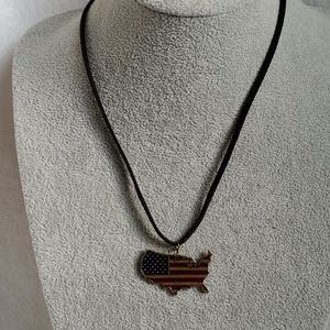 Mens US map charm black suede necklace